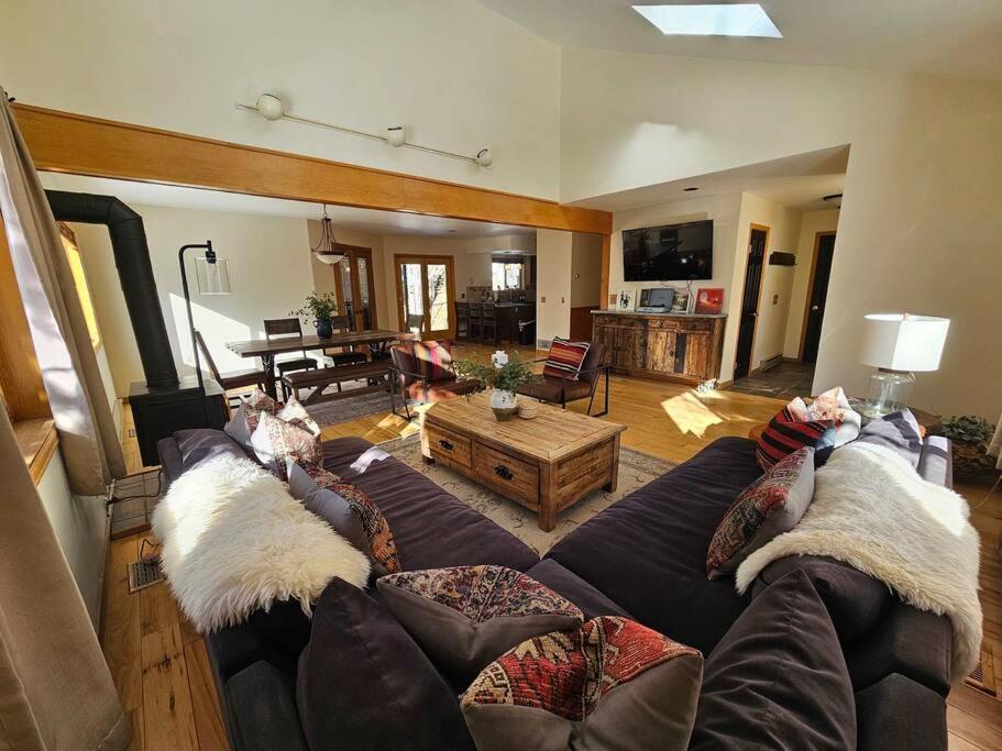 Private And Updated Breck Home With Hot Tub Breckenridge Bagian luar foto