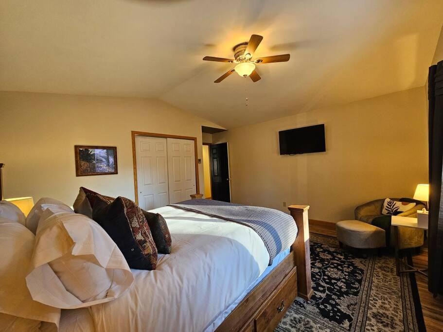 Private And Updated Breck Home With Hot Tub Breckenridge Bagian luar foto